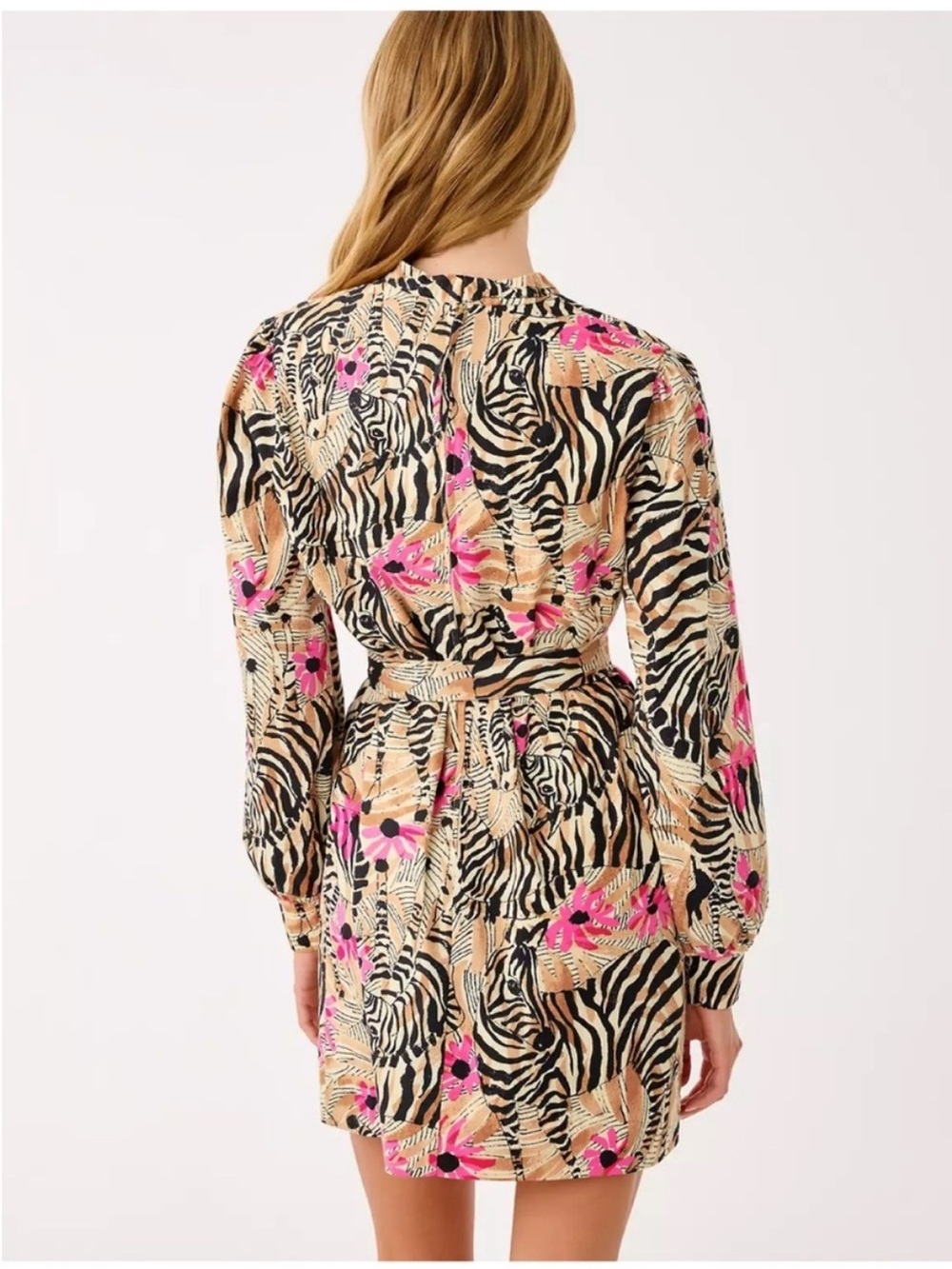 NWT LILLY PULITZER
Phillipa V-Neck Stretch Dress - Picture 5 of 5